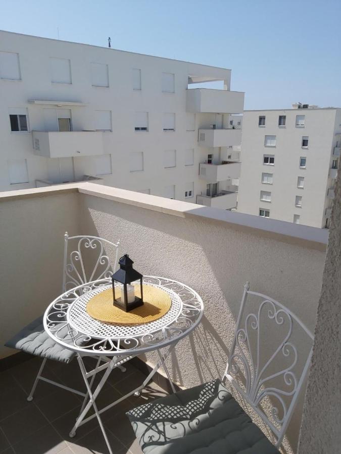 Apartman Ana Iadera With Balcony And Parking زادار المظهر الخارجي الصورة
